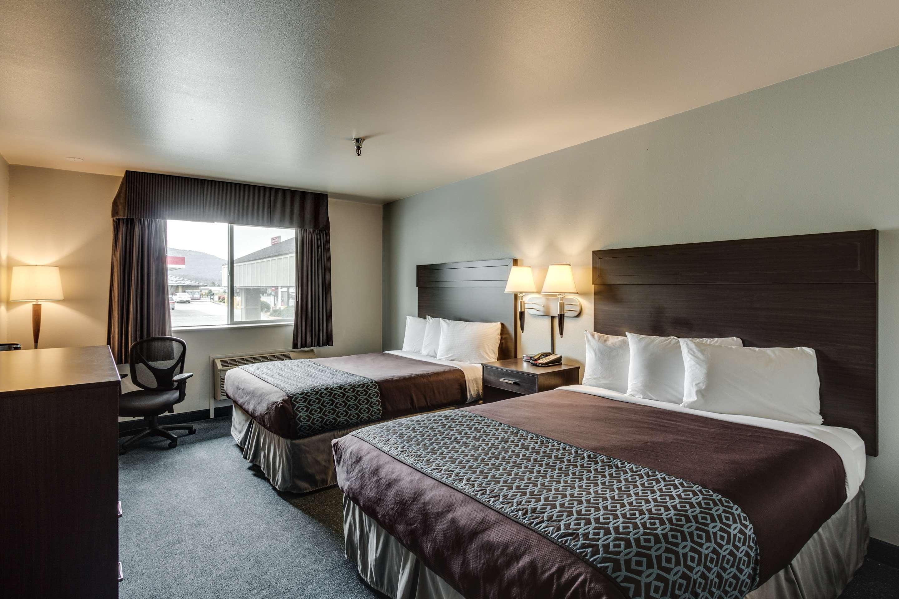 Surestay Plus Hotel By Best Western Пост Фолс Екстериор снимка